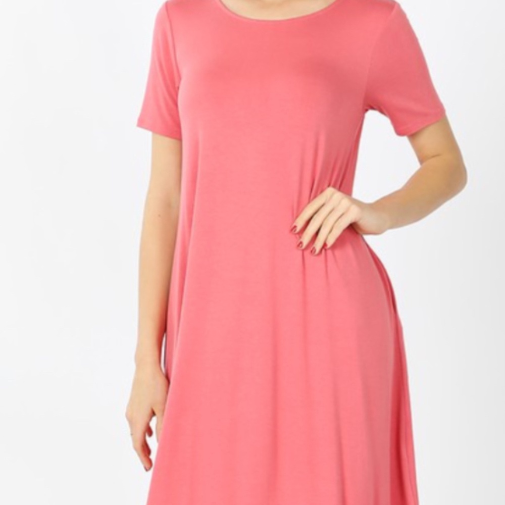 BRAND NEW Zenana Outfitters short sleeves dress